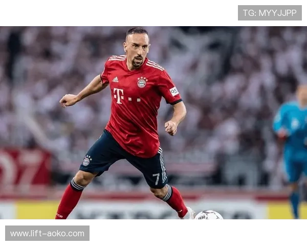 足球20号球星个人形象照展示，领略独特风采与精彩瞬间